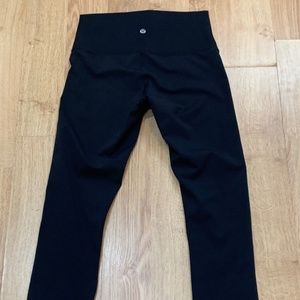 Lululemon crop Align leggings